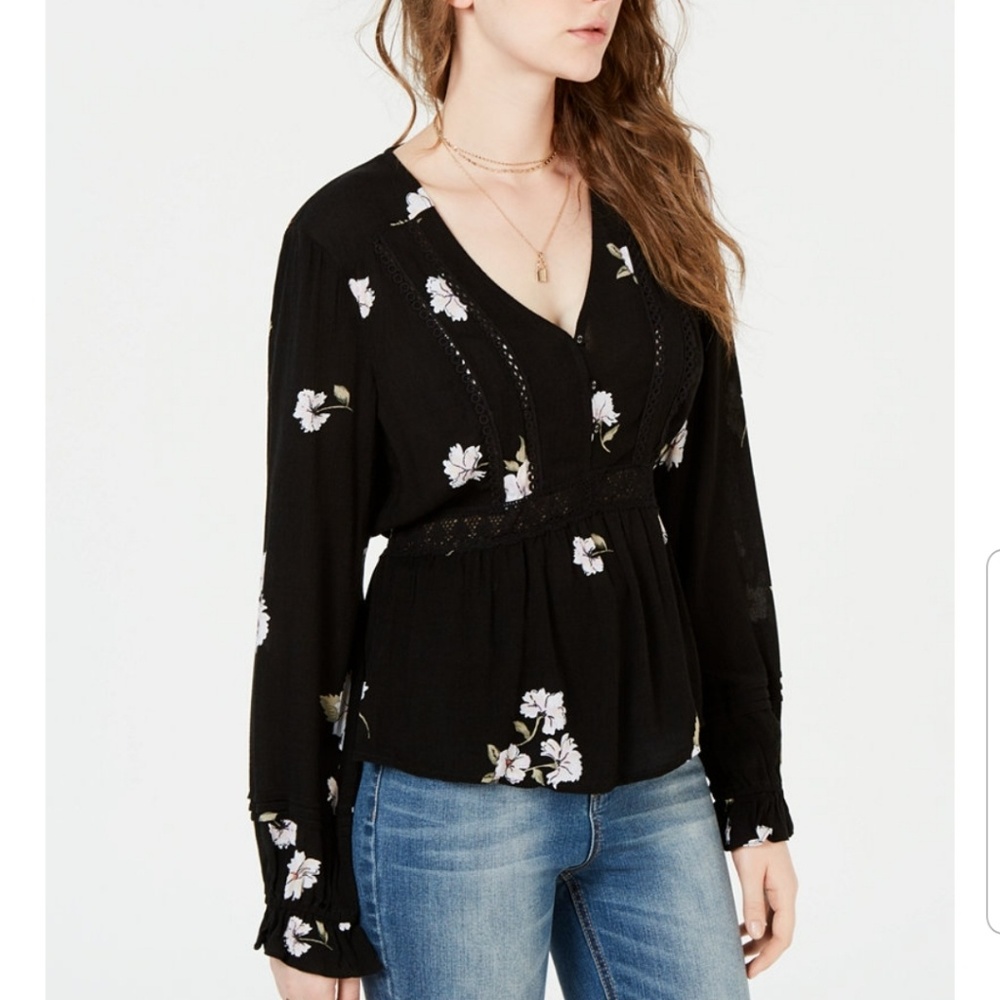 America rag crochet trim top
